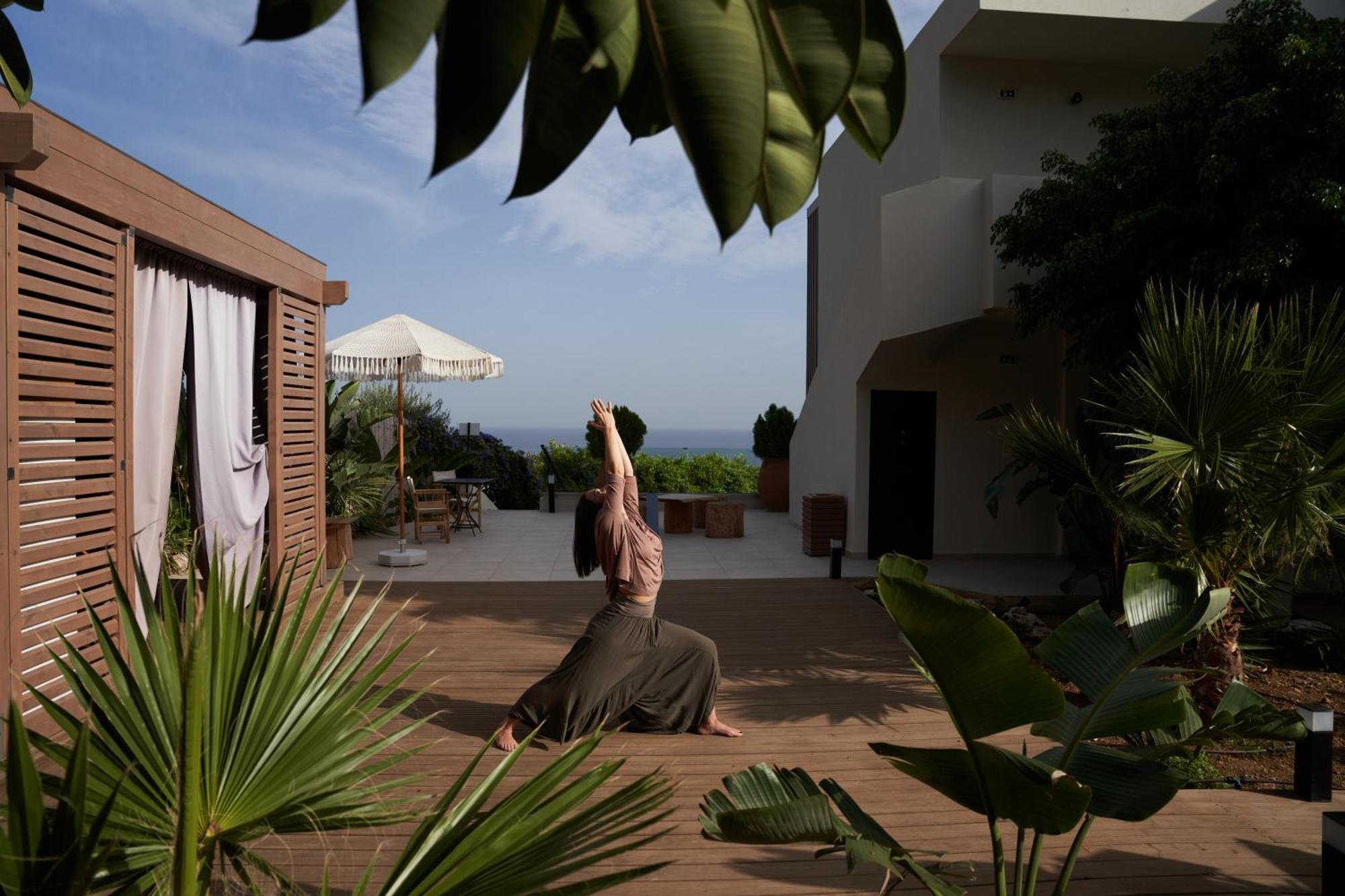 Irida Hotel