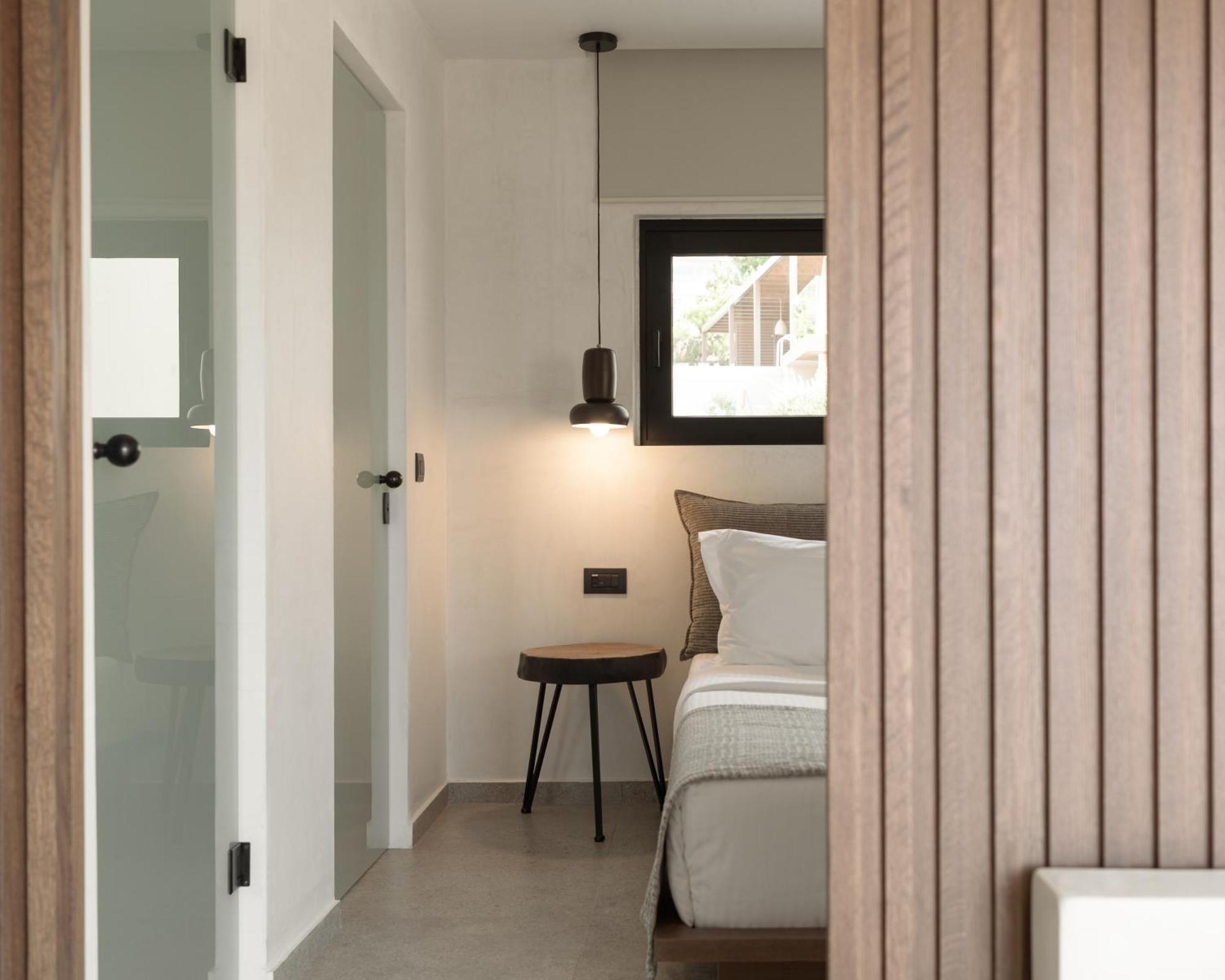 Irida Hotel